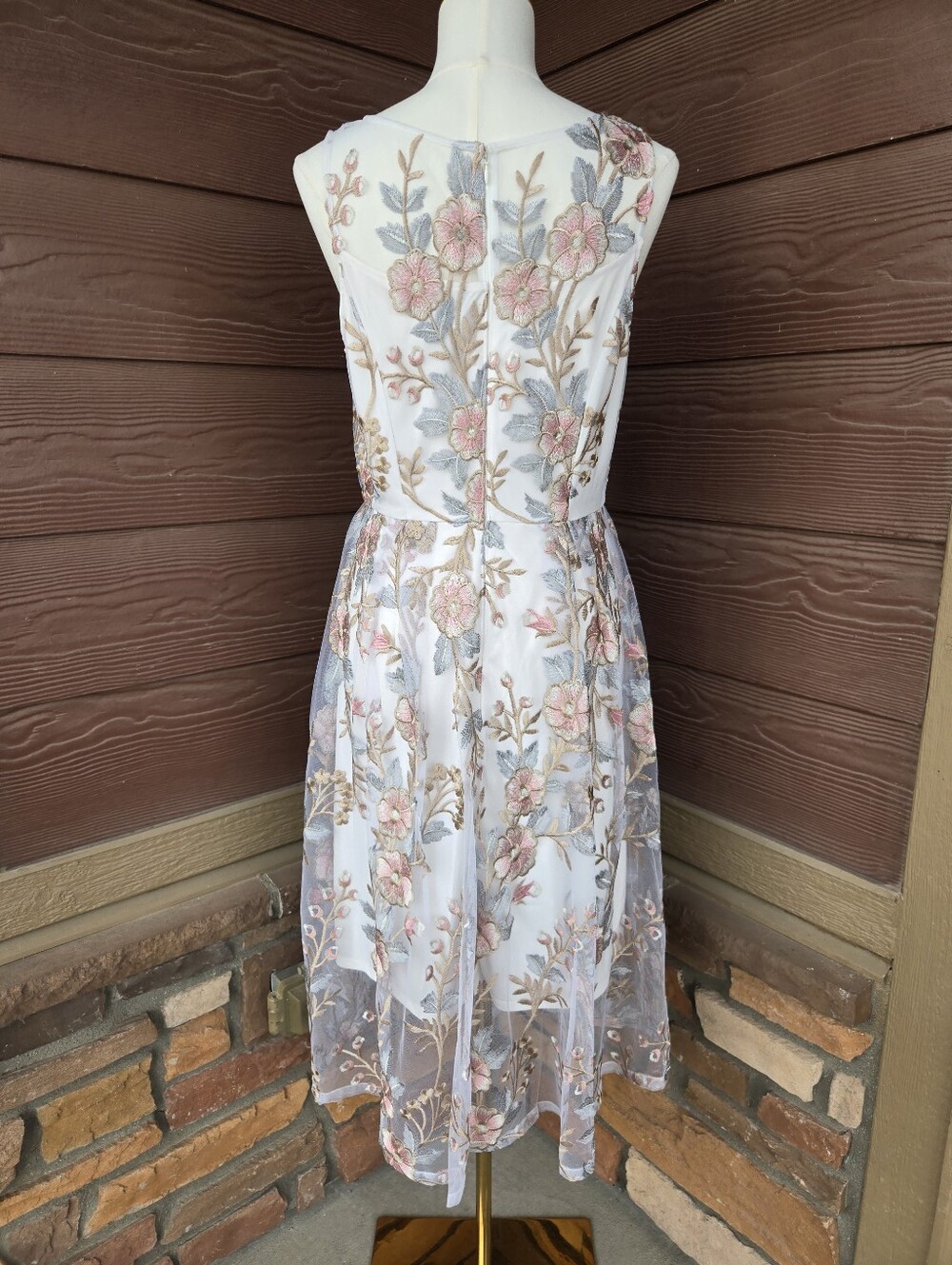 Adrianna Papell Illusion Sleeveless Floral Embroidered Midi Dress Women’s Size 8 - Picture 4 of 16